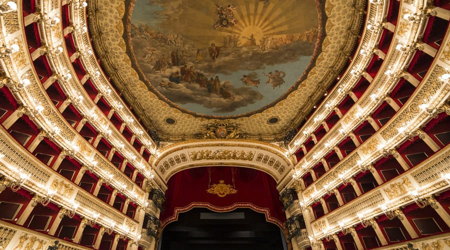 teatro San carlo Napoli