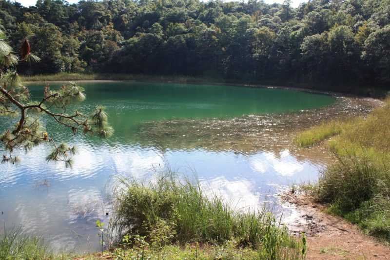 Lago esmeralda messico lagunas de montebello
